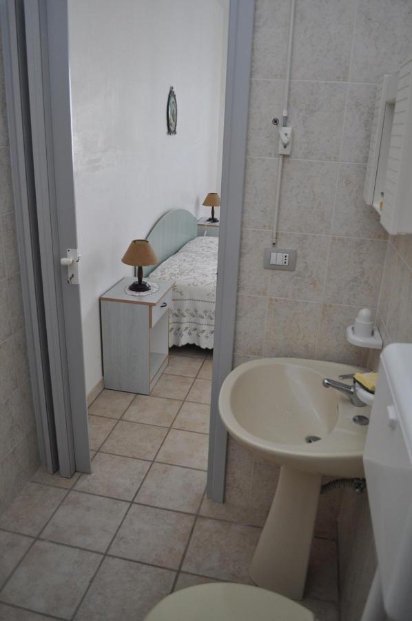 Villetta Frontemare Alliste Bagian luar foto