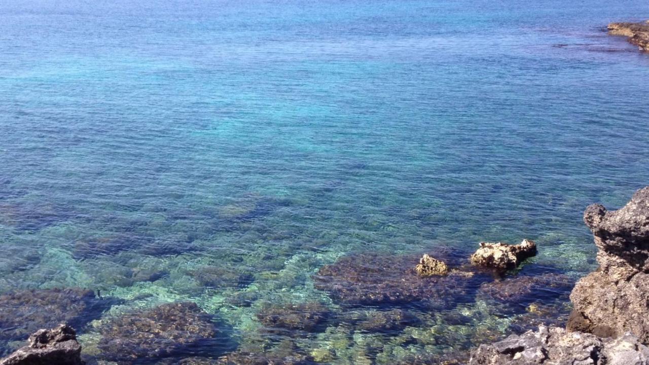 Villetta Frontemare Alliste Bagian luar foto